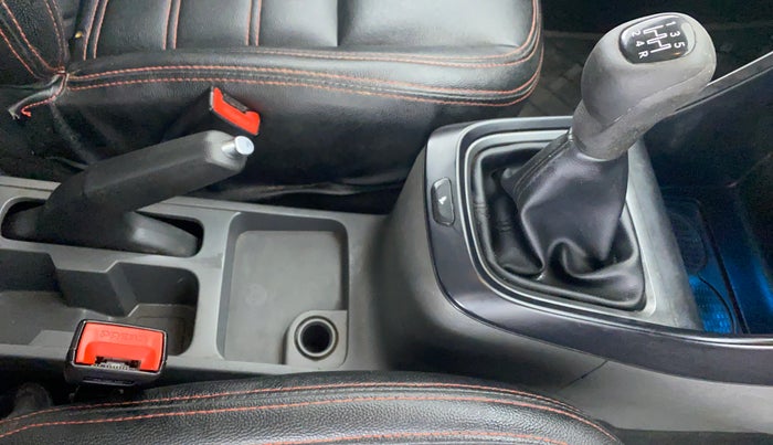 2020 Tata ALTROZ XM 1.2, Petrol, Manual, 43,397 km, Gear Lever