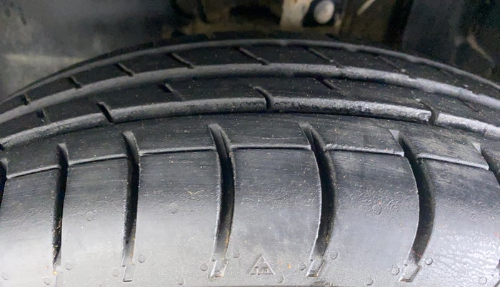 2020 Tata ALTROZ XM 1.2, Petrol, Manual, 43,397 km, Left Front Tyre Tread