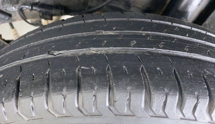 2020 Tata ALTROZ XM 1.2, Petrol, Manual, 43,397 km, Left Rear Tyre Tread