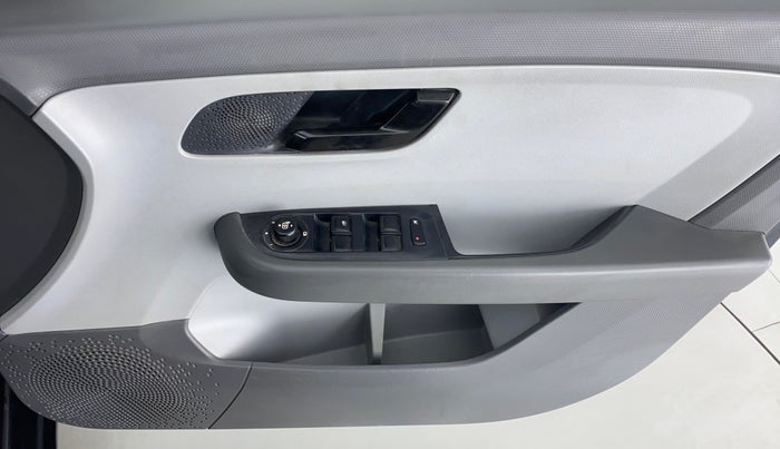 2020 Tata ALTROZ XM 1.2, Petrol, Manual, 43,397 km, Driver Side Door Panels Control