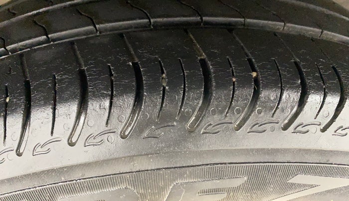 2022 Maruti New Wagon-R ZXI 1.2 AMT, Petrol, Automatic, 41,630 km, Right Rear Tyre Tread