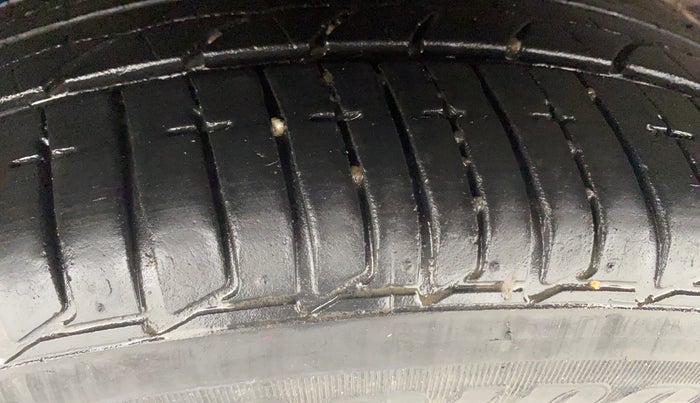 2018 Tata TIGOR XZ (O) PETROL, Petrol, Manual, 62,198 km, Right Rear Tyre Tread