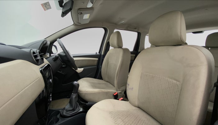 2014 Renault Duster RXL PETROL 104, Petrol, Manual, 98,676 km, Right Side Front Door Cabin