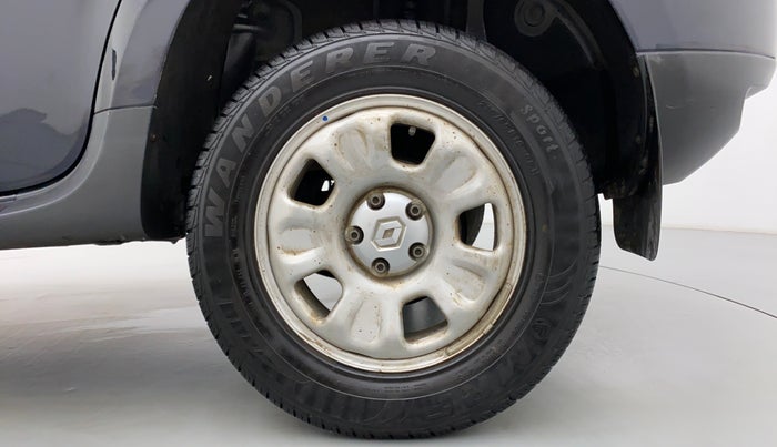 2014 Renault Duster RXL PETROL 104, Petrol, Manual, 98,676 km, Left Rear Wheel