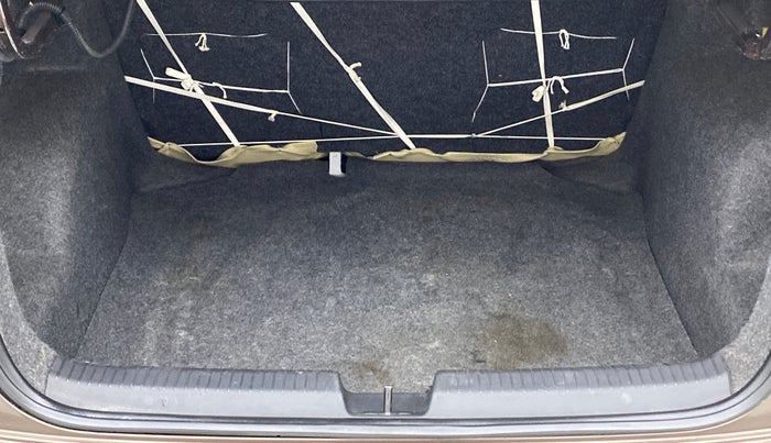 2017 Volkswagen Ameo HIGHLINE PLUS 1.5L AT 16 ALLOY, Diesel, Automatic, 60,793 km, Boot Inside