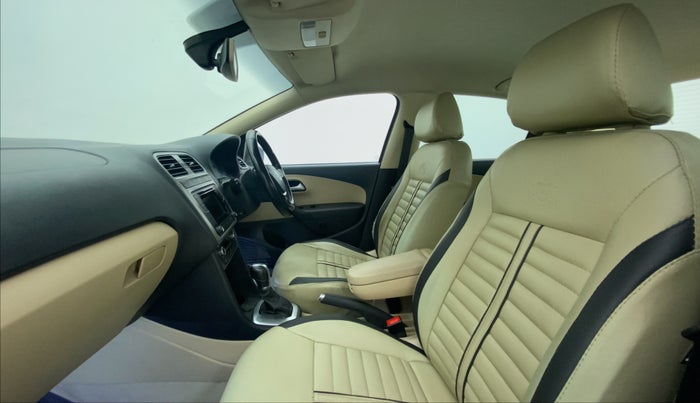 2017 Volkswagen Ameo HIGHLINE PLUS 1.5L AT 16 ALLOY, Diesel, Automatic, 60,793 km, Right Side Front Door Cabin