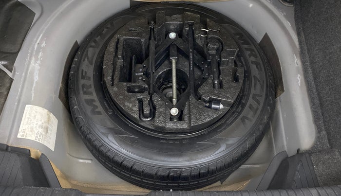 2017 Volkswagen Ameo HIGHLINE PLUS 1.5L AT 16 ALLOY, Diesel, Automatic, 60,793 km, Spare Tyre