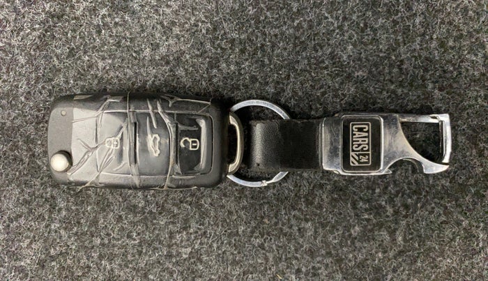 2012 Volkswagen Jetta COMFORTLINE TSI, Petrol, Manual, 69,339 km, Key Close Up