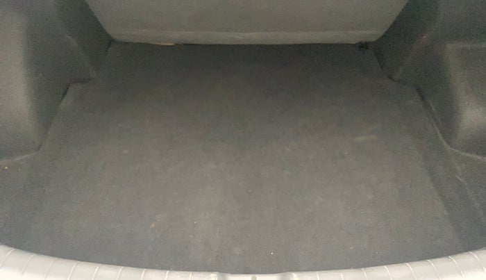 2021 Hyundai AURA SX PLUS 1.2 AMT, Petrol, Automatic, 26,881 km, Boot Inside