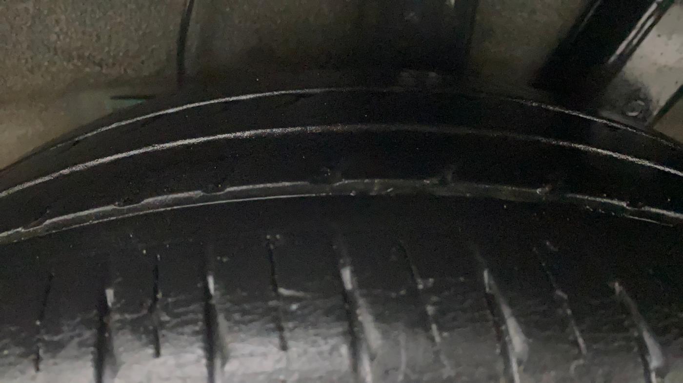 2021 Hyundai AURA SX PLUS 1.2 AMT, Petrol, Automatic, 26,914 km, Left Rear Tyre Tread
