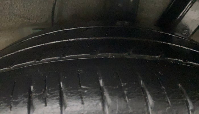 2021 Hyundai AURA SX PLUS 1.2 AMT, Petrol, Automatic, 26,881 km, Left Rear Tyre Tread