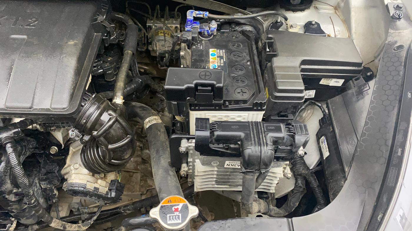 2021 Hyundai AURA SX PLUS 1.2 AMT, Petrol, Automatic, 26,914 km, Engine View - Left