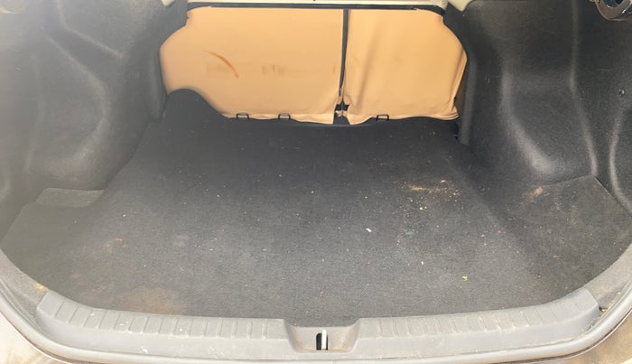 2021 Toyota YARIS G CVT, Petrol, Automatic, 16,272 km, Boot Inside