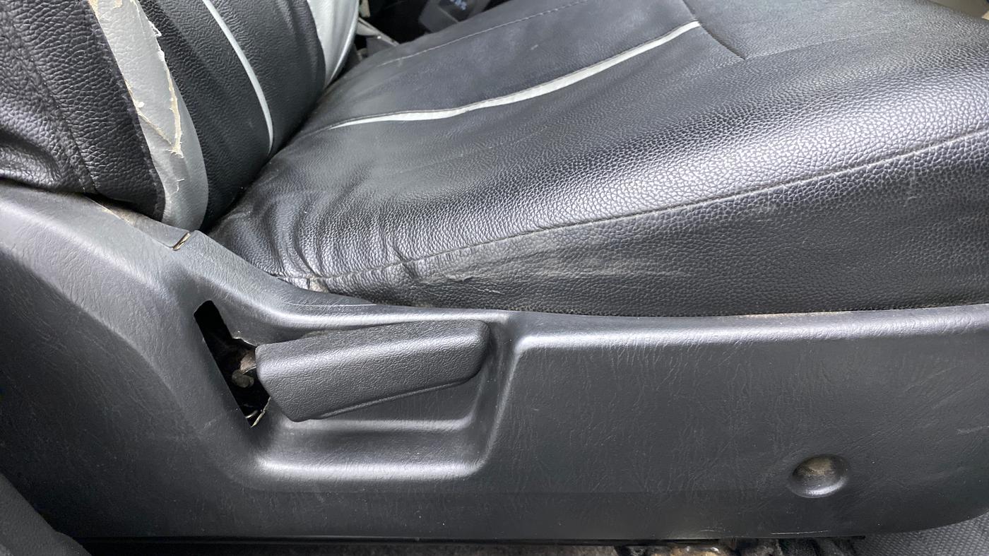 2019 Maruti Alto LXI, Petrol, Manual, 15,270 km, Driver Side Adjustment Panel
