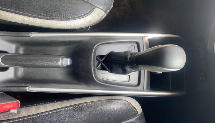 2018 Maruti Baleno ZETA CVT PETROL 1.2, Petrol, Automatic, 56,173 km, Gear Lever