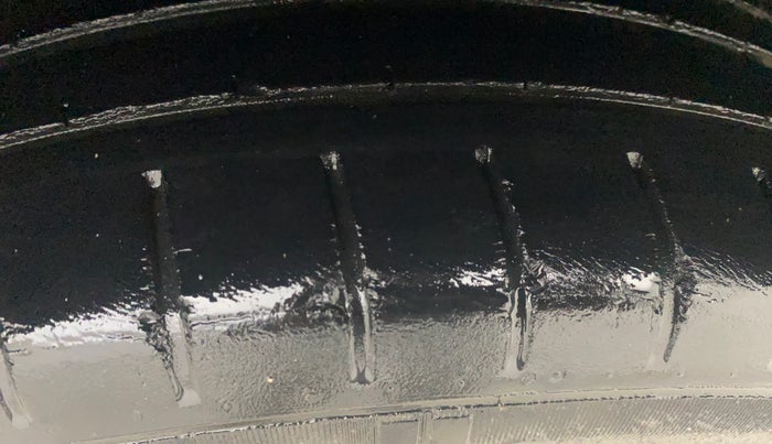 2018 Maruti Baleno ZETA CVT PETROL 1.2, Petrol, Automatic, 56,173 km, Left Rear Tyre Tread