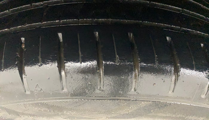 2018 Maruti Baleno ZETA CVT PETROL 1.2, Petrol, Automatic, 56,173 km, Right Rear Tyre Tread