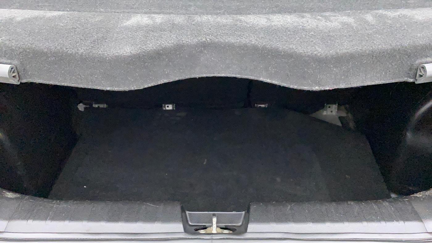 2018 Maruti Baleno DELTA PETROL 1.2, Petrol, Manual, 1,17,495 km, Boot Inside