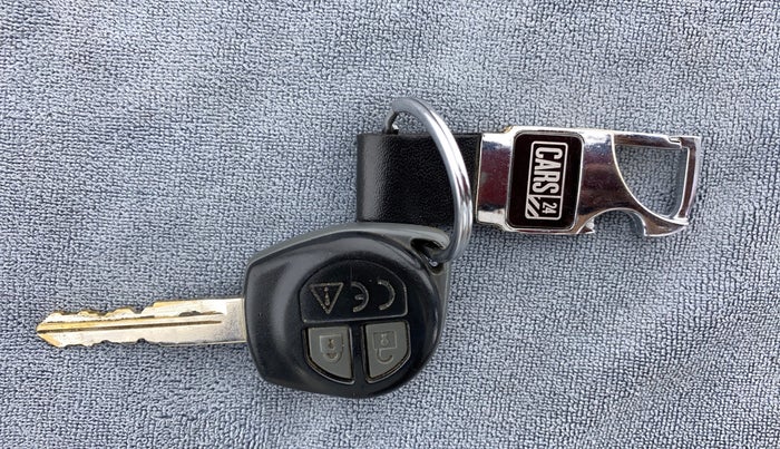 2020 Maruti S PRESSO VXI, Petrol, Manual, 57,640 km, Key Close Up