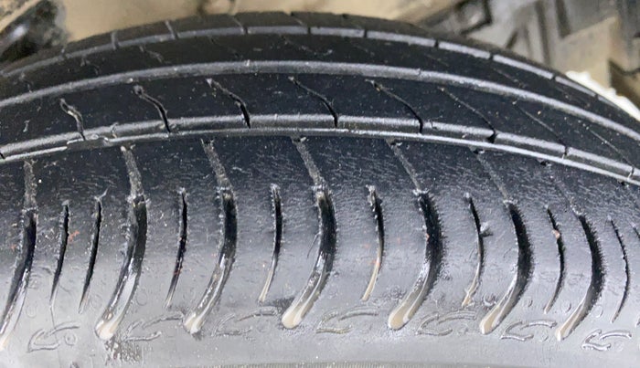2020 Maruti S PRESSO VXI, Petrol, Manual, 57,640 km, Right Front Tyre Tread