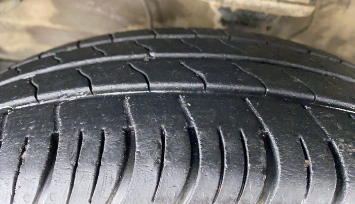 2020 Maruti S PRESSO VXI, Petrol, Manual, 57,640 km, Left Front Tyre Tread
