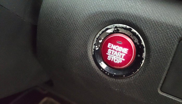 2016 Honda BR-V 1.5L I-VTEC V, Petrol, Manual, 52,881 km, Keyless Start/ Stop Button