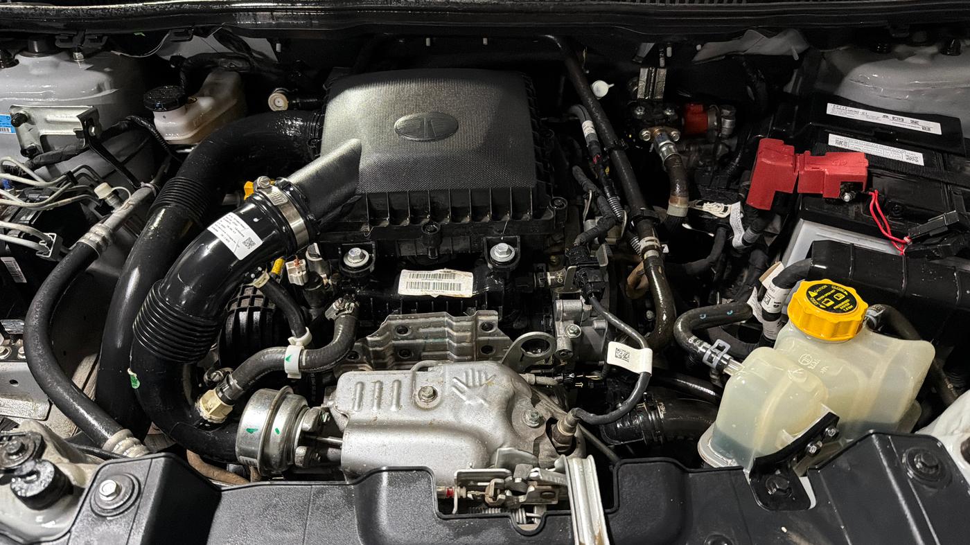 2026 Tata NEXON Pure Plus 1.2 iCNG 6MT, CNG, Manual, 5,389 km, Engine View