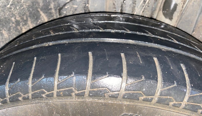 2019 Maruti S Cross ALPHA 1.3, Diesel, Manual, 93,011 km, Left Rear Tyre Tread