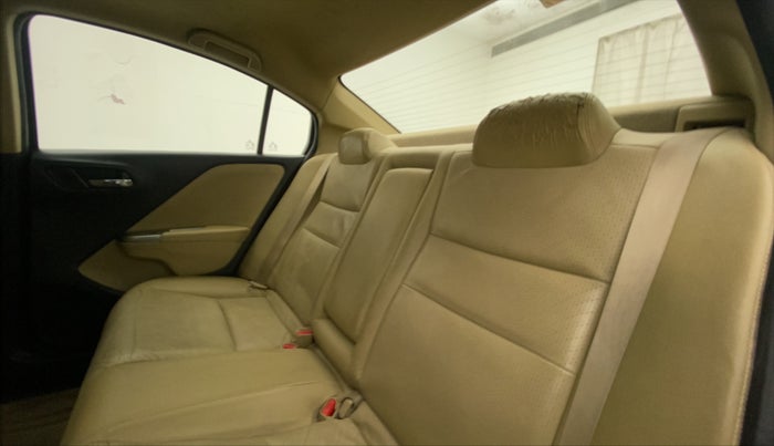 2015 Honda City 1.5L I-VTEC VX CVT, Petrol, Automatic, 68,912 km, Right Side Rear Door Cabin