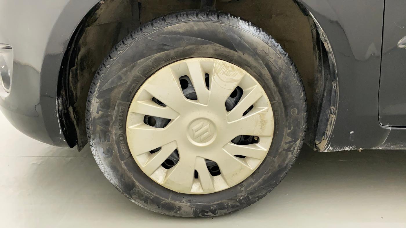 2012 Maruti Swift VXI, Petrol, Manual, 73,703 km, Left Front Wheel