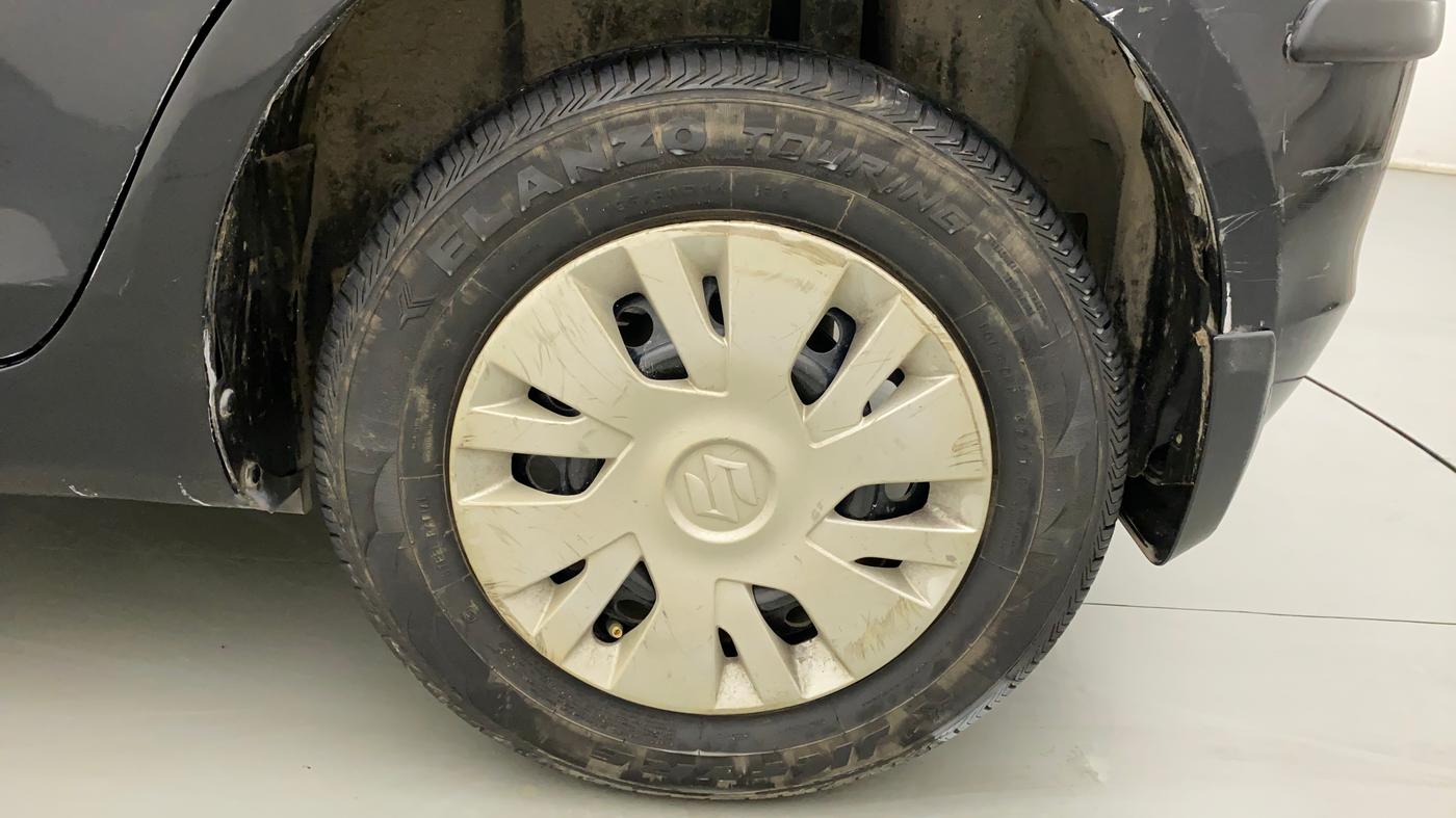 2012 Maruti Swift VXI, Petrol, Manual, 73,703 km, Left Rear Wheel
