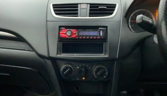2012 Maruti Swift VXI, Petrol, Manual, 73,703 km, Air Conditioner