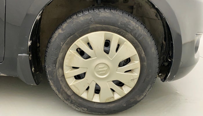 2012 Maruti Swift VXI, Petrol, Manual, 73,703 km, Right Front Wheel