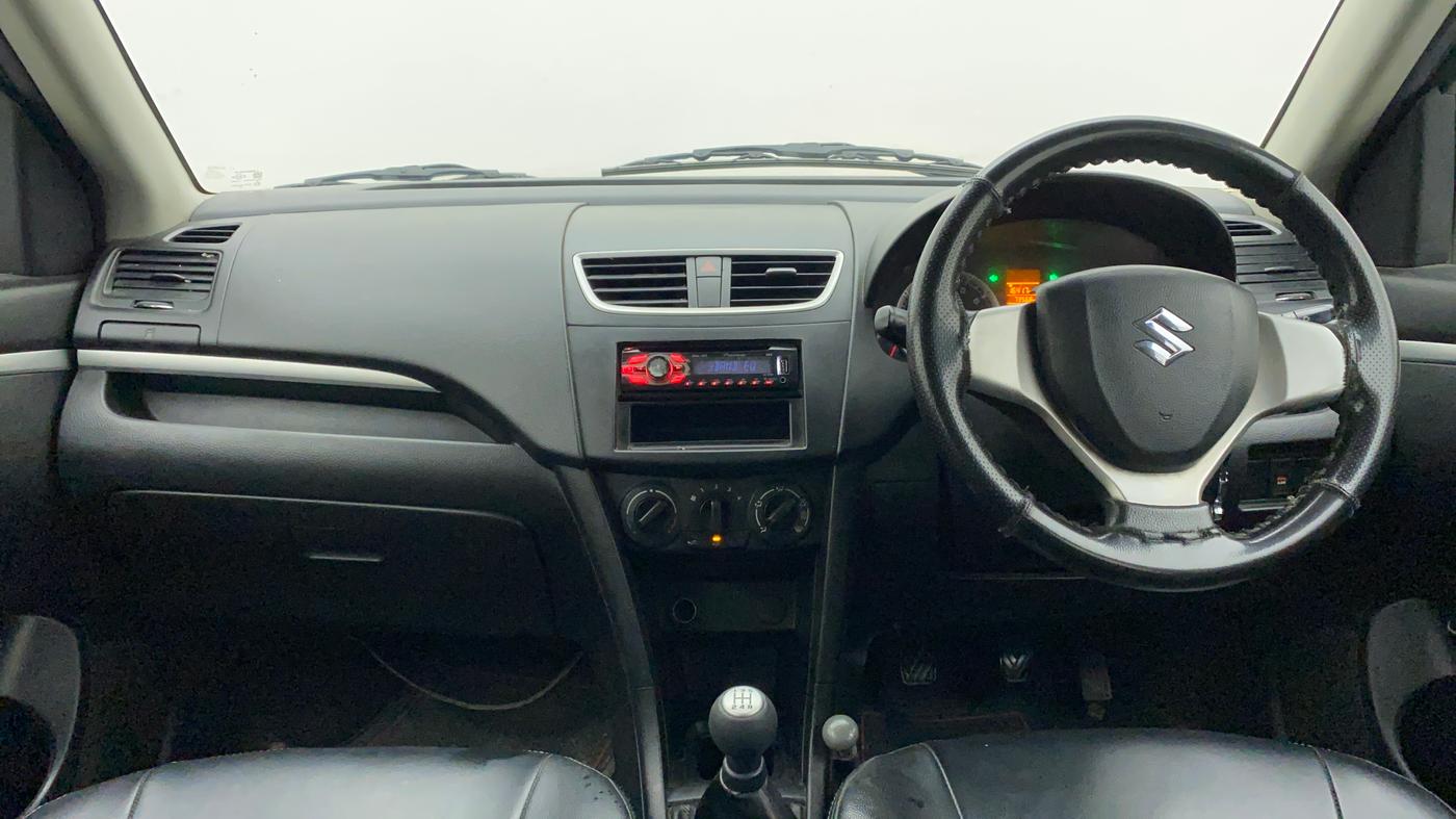 2012 Maruti Swift VXI, Petrol, Manual, 73,703 km, Dashboard