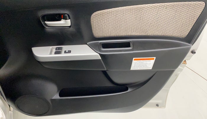 2014 Maruti Wagon R 1.0 LXI CNG SIGNATURE EDITION, CNG, Manual, 3,262 km, Driver Side Door Panels Control