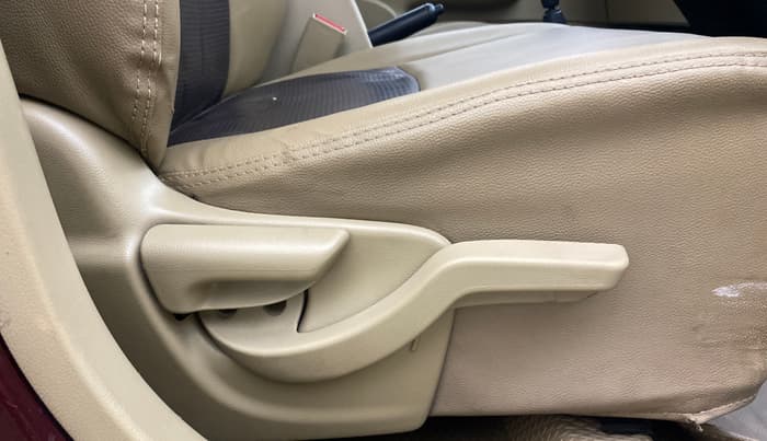 2015 Honda Amaze 1.5L I-DTEC VX, Diesel, Manual, 82,464 km, Driver Side Adjustment Panel