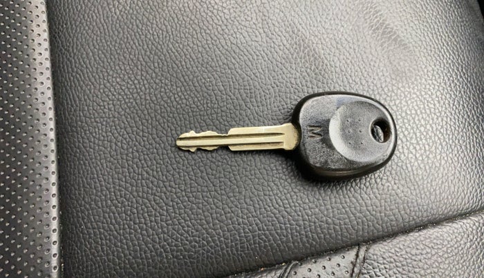 2015 Hyundai Grand i10 SPORTZ 1.2 KAPPA VTVT, Petrol, Manual, 1,02,001 km, Key Close Up