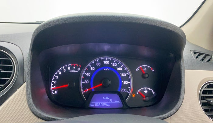 2015 Hyundai Grand i10 SPORTZ 1.2 KAPPA VTVT, Petrol, Manual, 1,02,001 km, Odometer Image