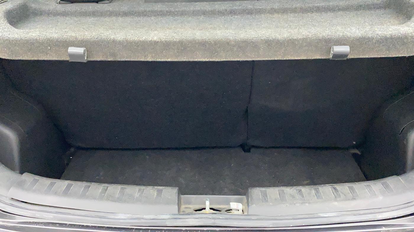 2015 Maruti Swift VXI, Petrol, Manual, 37,800 km, Boot Inside