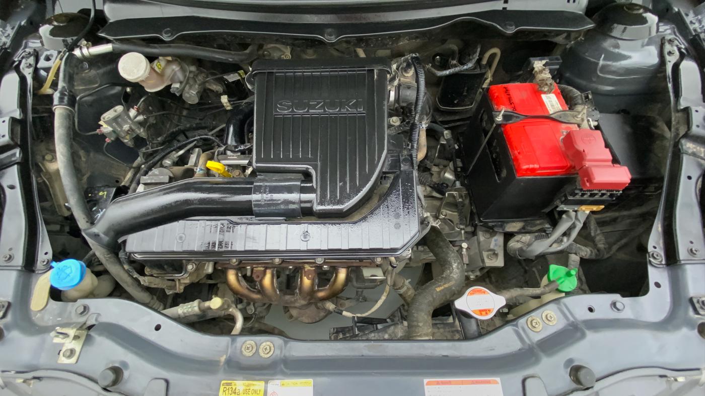 2015 Maruti Swift VXI, Petrol, Manual, 37,800 km, Open Bonet