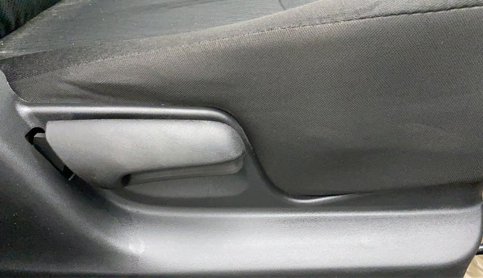 2015 Maruti Swift VXI, Petrol, Manual, 37,800 km, Driver Side Adjustment Panel