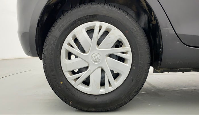 2015 Maruti Swift VXI, Petrol, Manual, 37,800 km, Right Rear Wheel