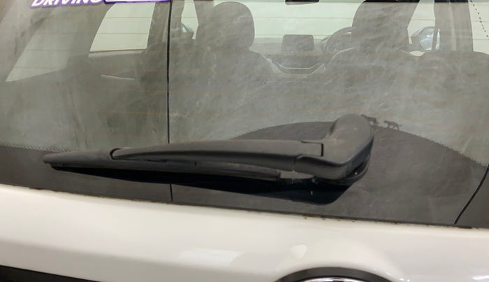 2023 Tata NEXON XZA PLUS DIESEL, Diesel, Automatic, 31,990 km, Rear Wiper