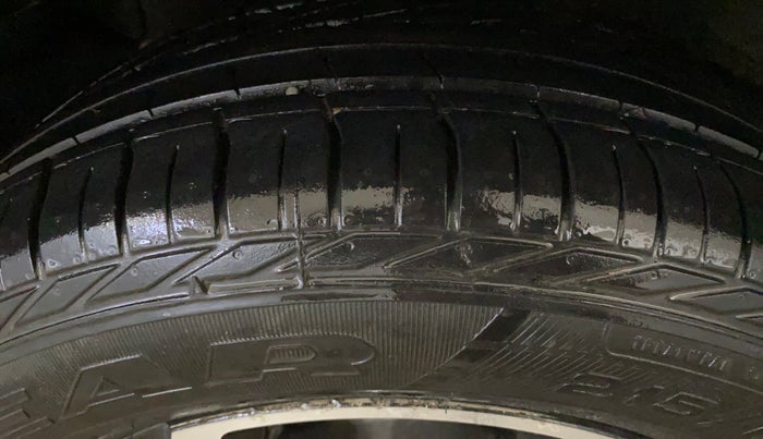 2023 Tata NEXON XZA PLUS DIESEL, Diesel, Automatic, 31,990 km, Right Rear Tyre Tread