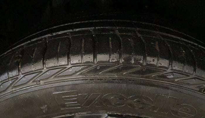 2023 Tata NEXON XZA PLUS DIESEL, Diesel, Automatic, 31,990 km, Right Front Tyre Tread