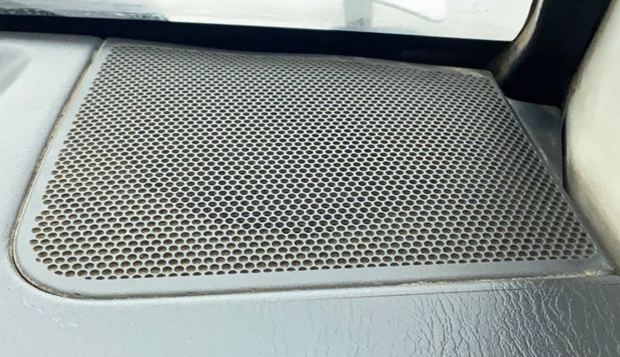 2012 Maruti Eeco 7 STR, Petrol, Manual, 31,741 km, Speaker