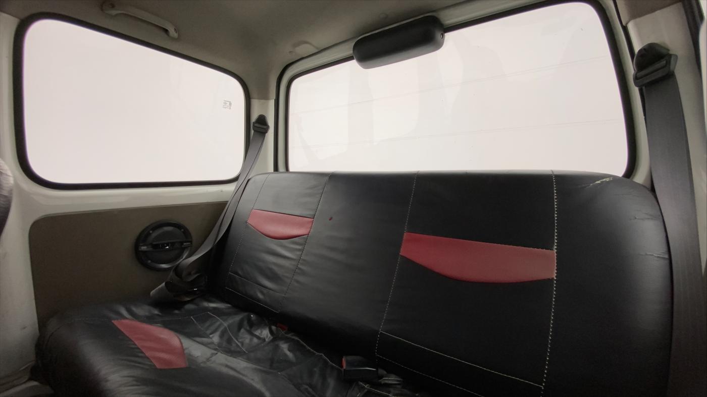2012 Maruti Eeco 7 STR, Petrol, Manual, 31,741 km, Third Seat Row ( optional )
