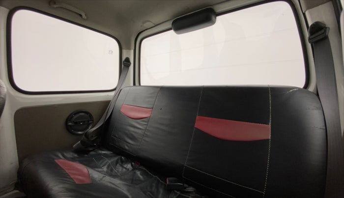 2012 Maruti Eeco 7 STR, Petrol, Manual, 31,741 km, Third Seat Row ( optional )