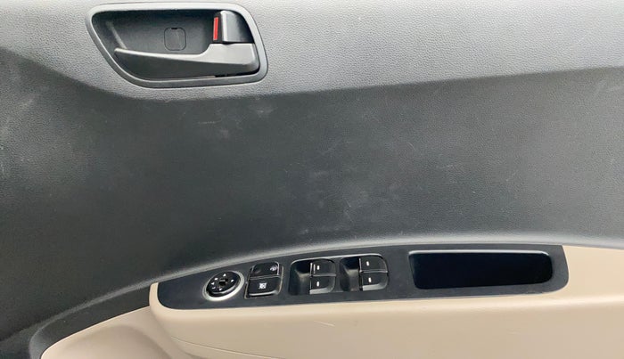 2016 Hyundai Grand i10 MAGNA 1.2 KAPPA VTVT, Petrol, Manual, 50,232 km, Driver Side Door Panels Control