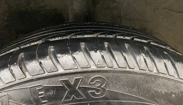 2016 Hyundai Grand i10 MAGNA 1.2 KAPPA VTVT, Petrol, Manual, 50,232 km, Right Rear Tyre Tread